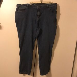 Lee women’s Sz 24 relaxed fit jeans straight leg
